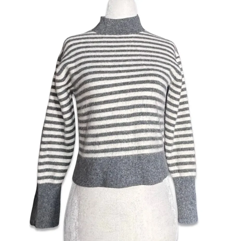 Everlane Striped Cashmere Mock Neck Sweater Gray White Small Cropped Knit